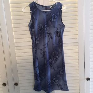 Beautiful sleeveless dress